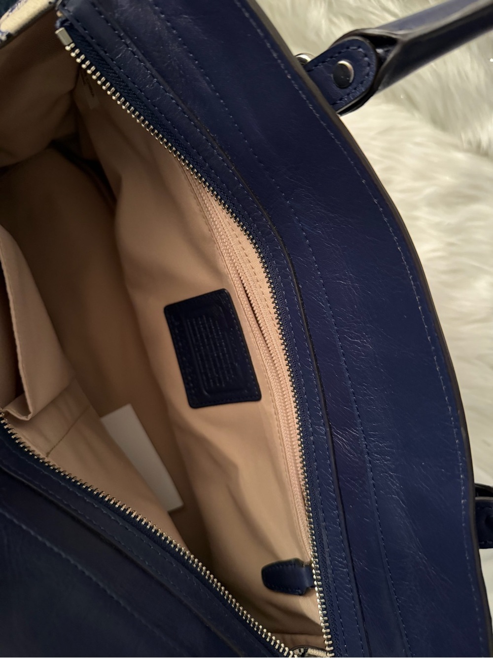 Vintage Coach Navy and Cream Signature Satchel with Tassels - Picture 4 of 4